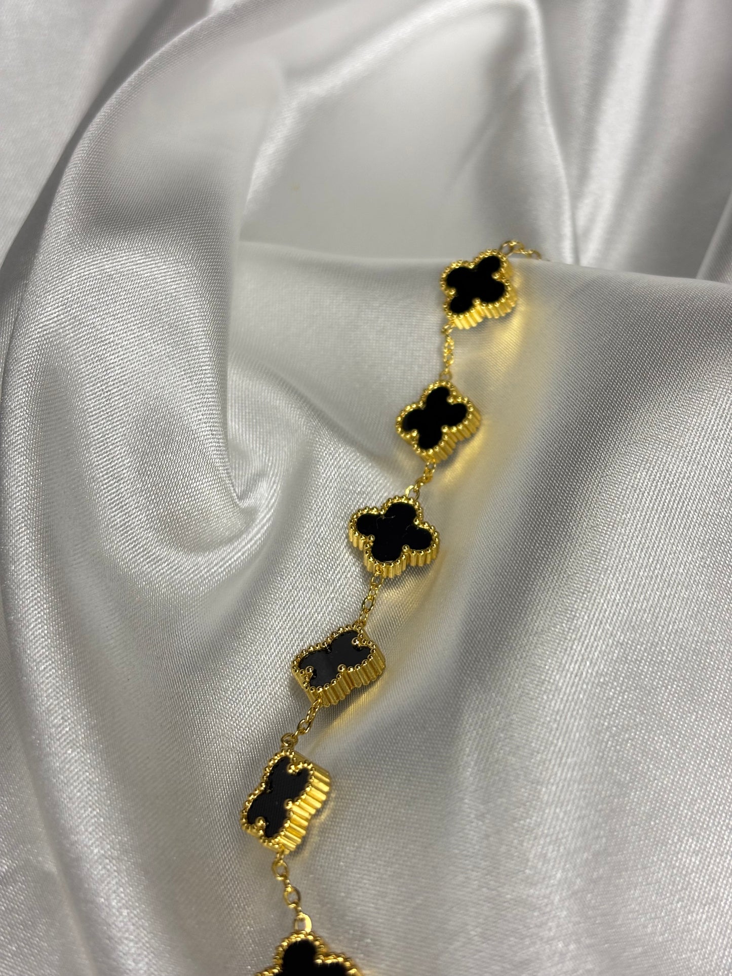 316L Çelik Siyah Mineli Yonca Model Gold Bileklik